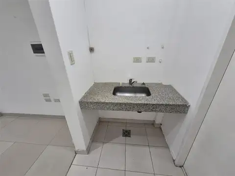 Local en Alquiler en Banfield, $ 750.000