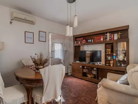 ALQUILO CASA PH BUCEO 2 DORMITORIOS PATIO BARBACOA