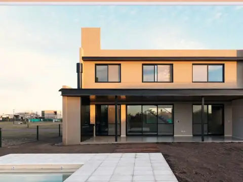 Casa en Venta en Funes, USD 650.000