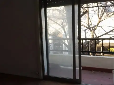 Depto Tipo Casa 4 ambientes con 2 baños