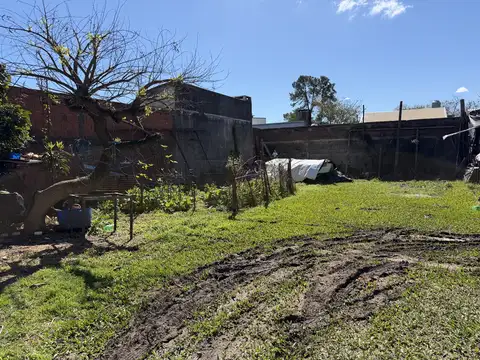 2 casas en venta en zona céntrica de Villa Elisa