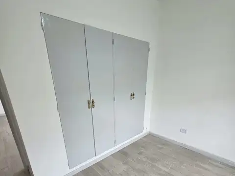Excelente 2 ambientes al ctra-frente Vista abierta
