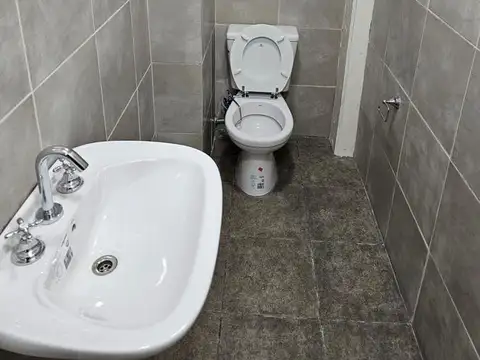 Galpon Eva Perón 5000. Financiación