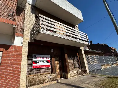 Depto Tipo Casa en Venta de 5 ambientes
