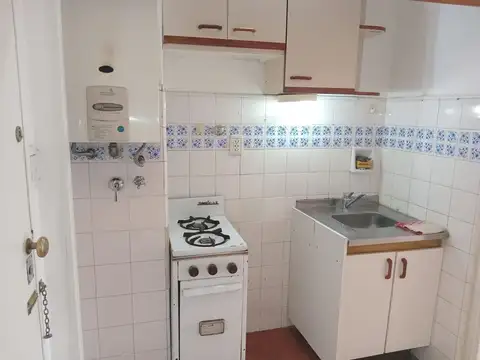 Departamento en Alquiler en Flores Sur, $ 450.000