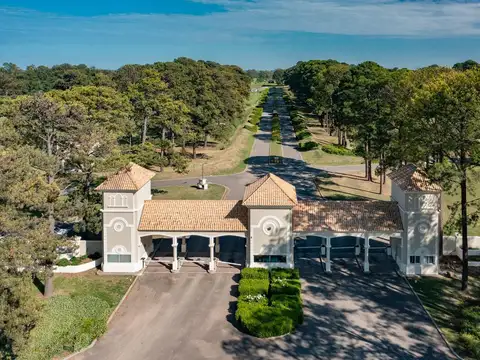 Pinares Country Club