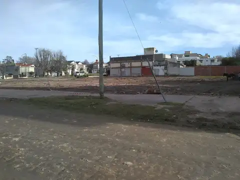 Excelentes lotes entre zona uno y Parquemar, en bloque o fraccionado, a tres cuadras del mar 