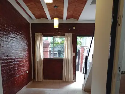 Casa en Alquiler en Lanús Oeste, $ 1.350.000