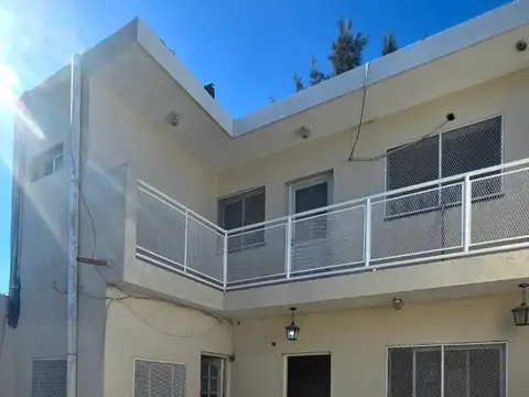 Alquiler de Casa en PH Paso del Rey, La Industrial