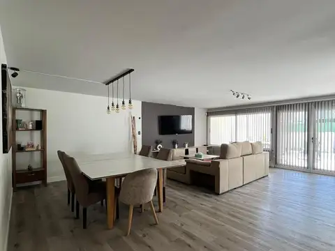 Casa en Alquiler de 3 dormitorios