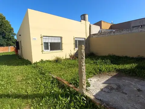 Casa en Alquiler en Villa Elvira, $ 600.000