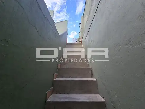 Depto Tipo Casa en Alquiler de 2 ambientes