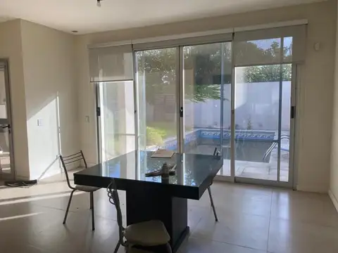 Casa en Venta en Zarate