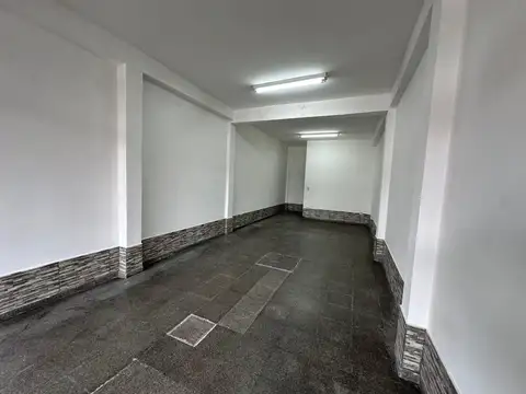 VENTA LOCAL COMERCIAL EN VILLA TESEI HURLINGHAM