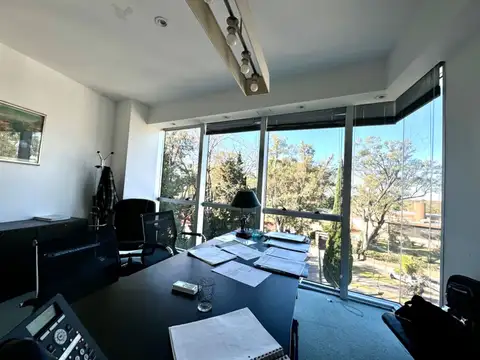 Oficina olivos venta - Zona estratégica