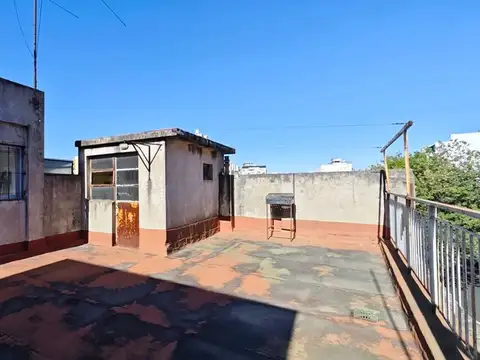 Av Jonte 3800, Piso 2