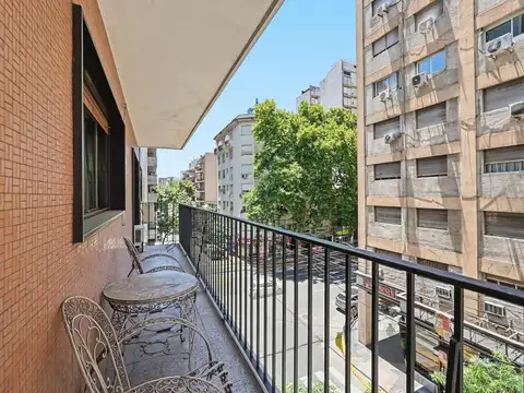 Venta Departamento Av. Corrientes: Confort, Seguridad y Gran Accesibilidad