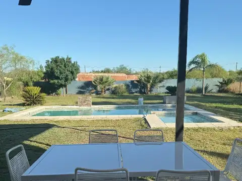 VENTA DE CASA EN BARRIO PRIVADO