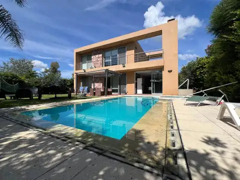 CASA VENTA BARRIO CERRADO WESTON 5 AMB PISCINA