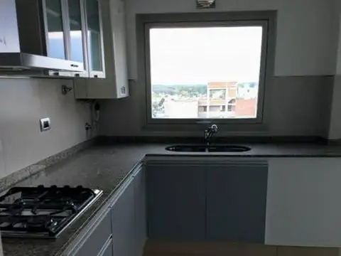 Luis N Palma  al 400