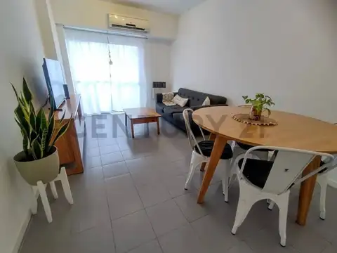 Timoteo Gordillo 5500, Piso 0