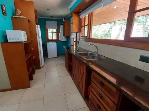 Casa 7 ambientes con 3 baños