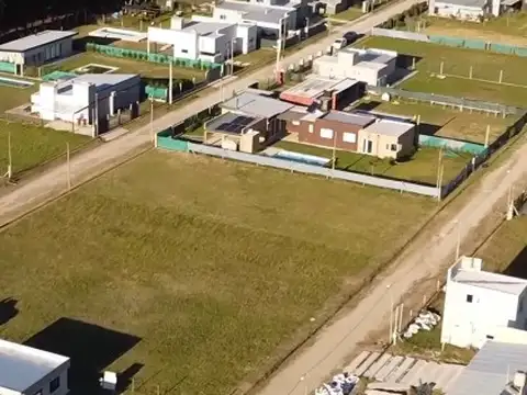 Lote en Barrio Cerrado en Venta en La Plata [Cod: 2852-158]