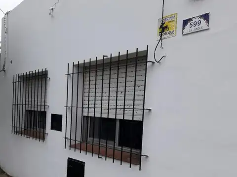Casa en Alquiler al Norte