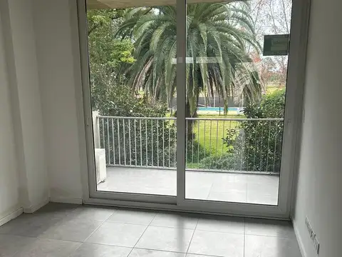 Departamento en Alquiler con 1 cochera
