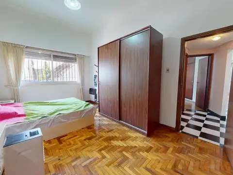 VENTA DEPTO 4 amb con entrada independiente