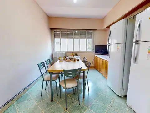 Departamento 4 ambientes con 2 baños