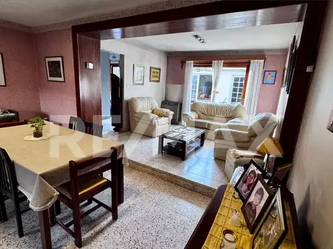 VENTA CASA 2 DORMITORIOS - B° ALTA BARDA NEUQUÉN