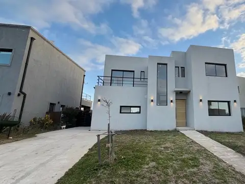 Casa en Venta de 5 dormitorios