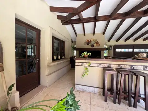 Casa en Venta en El Bosque, USD 670.000