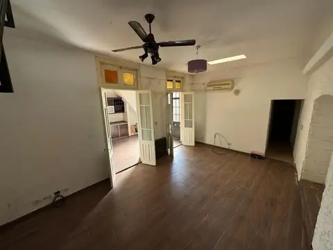 Depto Tipo Casa 4 ambientes con 2 baños