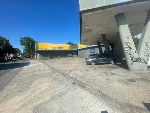 Lote Terreno Propio en ochava locales oficinas deposito Venta en Barracas Distrito del Diseño