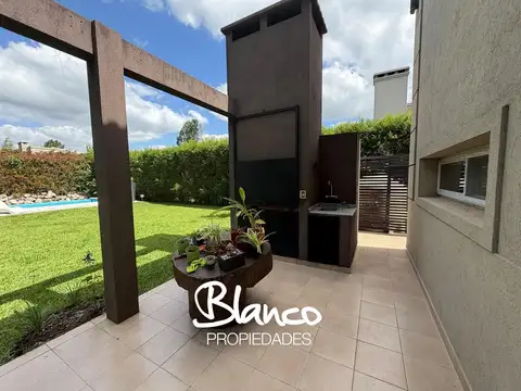 Casa en Alquiler de 4 dormitorios