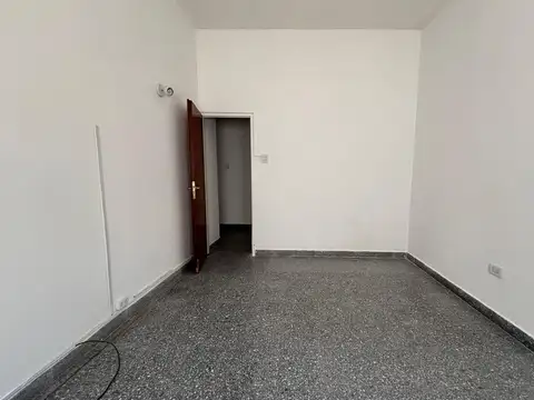 Casa de 2 dorm. en alquiler. La Plata