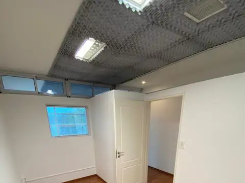 Oficina en venta en edificio Bureau - Pilar