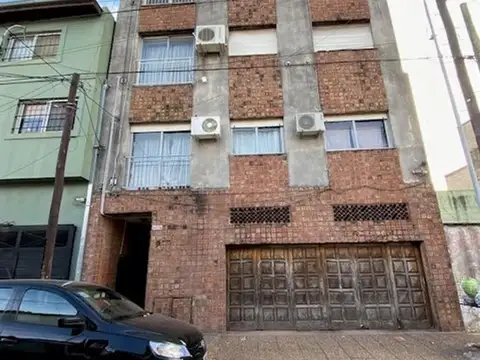 EN VENTA SAN MARTIN CENTRO  3 AMB. APTO CREDITO.