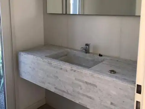 Av de los Lagos al 100