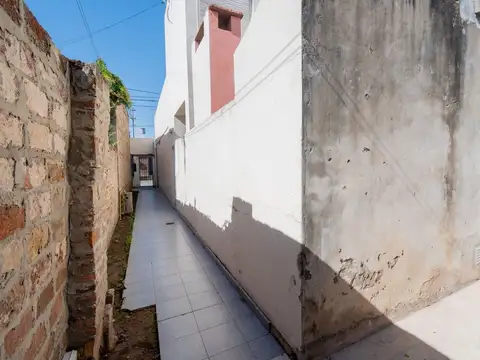 Interno 2 Dorm. único (no ph.) - Amplio con patio