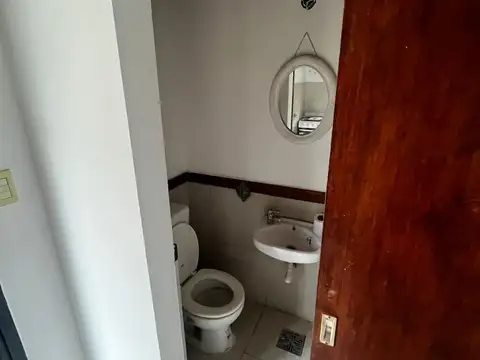 Casa en Alquiler con 1 cochera