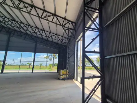 VENTA DEPOSITO / NAVE INDUSTRIAL 3600 M CAPITAN BERMUDEZ