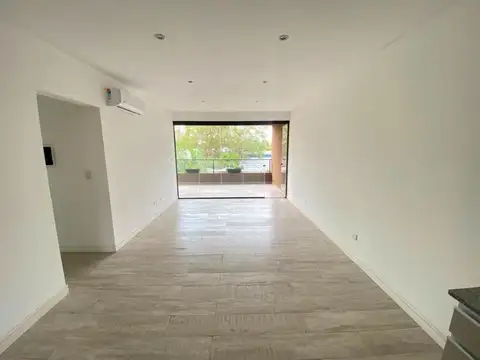 Departamento en Venta en Barrio Parque Leloir, USD 200.000