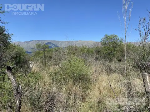 Terreno en Venta 121  mts Frente