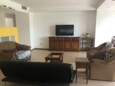 Calle 484 E/ 27 Y 28