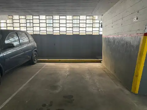 VENTA 2 COCHERAS POR EL PRECIO DE UNA EN RECOLETA