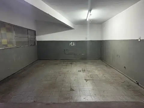 VENTA 2 COCHERAS POR EL PRECIO DE UNA EN RECOLETA