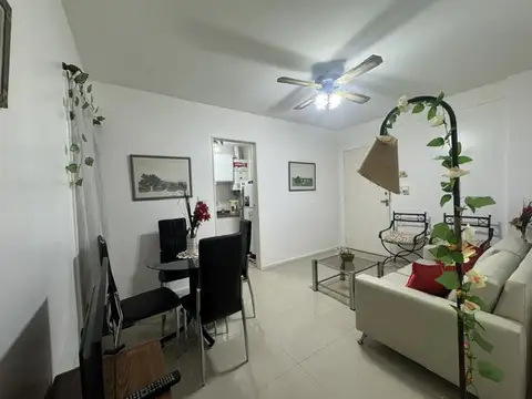 Avenida Coronel Díaz 2400, Piso 3